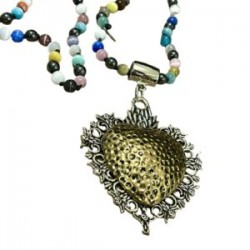 Collar con corazón de metal plateado y dorado