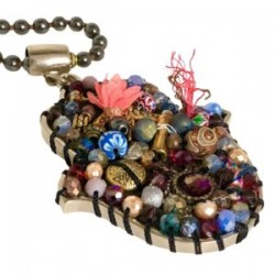 Collar largo Hamsa bordado a mano pieza única mexican boho