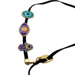 Collar con dijes de piel pintados a mano en gamuza negra