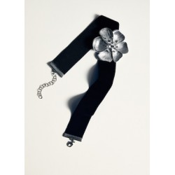 Collar choker flor cristales