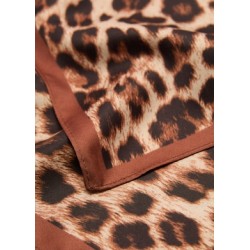 Pañuelo estampado leopardo
