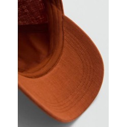 Gorra mensaje bordado