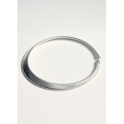 Collar rígido textura