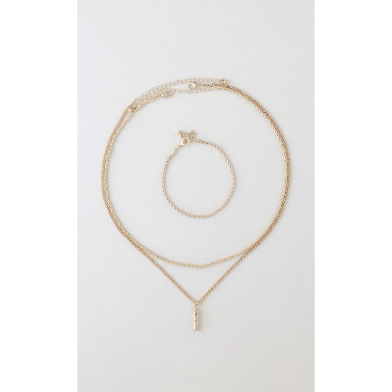 Collar Multicadena Con Dije