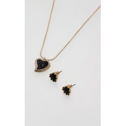 Set Collar y Aretes Corazones