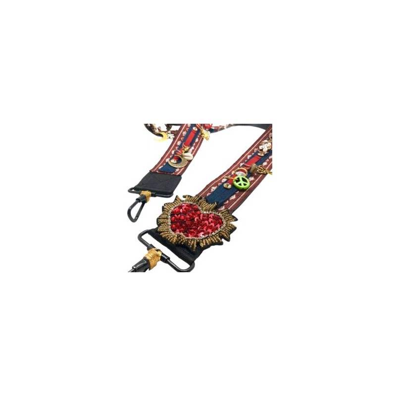 Asa para bolsa con diferentes dijes hecha a mano