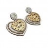 Aretes de chaquira con corazón