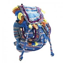 Back Pack con tela tipo jerga y flecos