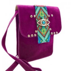 Bolsa de gamuza cruzada hecha a mano color fiucsa con ojo