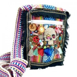 Bolsa Multicolor con calavera cruzada