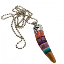 Collar con colmillo de madera hecho a mano y metal