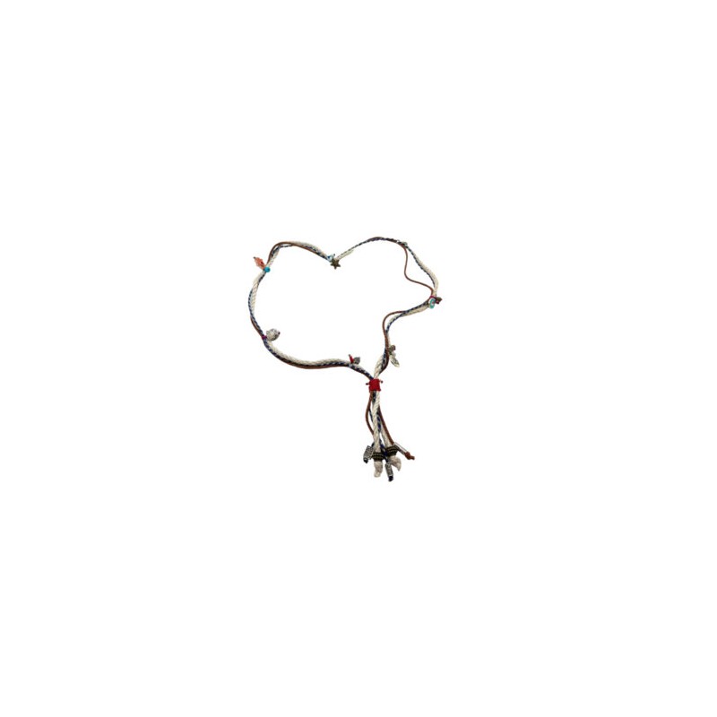 Collar con cordones y dijes