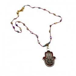 Collar con Hamsa de acero, hilo y hematita