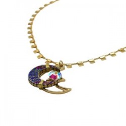 Collar con LUNA de madera pintada a mano