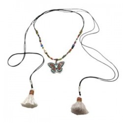 Collar con mariposa de madera pintada a mano