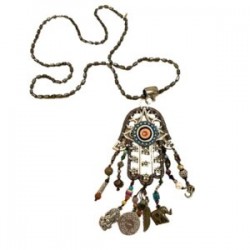 Collar largo con Hamsa bordado (gris) y dije de OJO