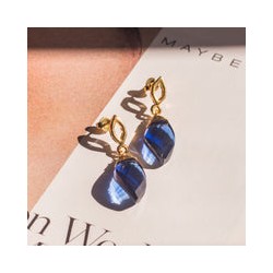 Arete Isa azul