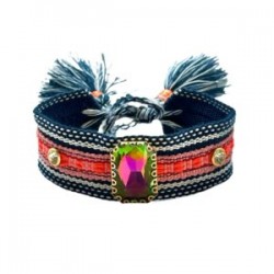 Pulsera bordada y tejida con dije y cristales