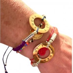 Pulsera con placa de AQUI y AHORA ajustable Roja
