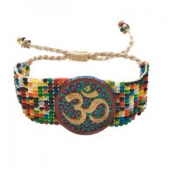 Pulsera de chaquira con OM de madera pintado a mano