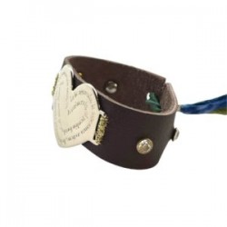 Pulsera placa con decreto color plata en piel (corazón)