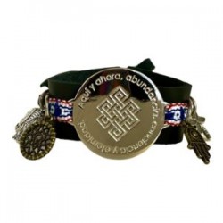 Pulsera placa “Aqui y Ahora con piel y dijes”