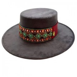 Sombrero de Gamuza gris con cinta bordada