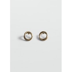 Pendientes circulares entrelazados